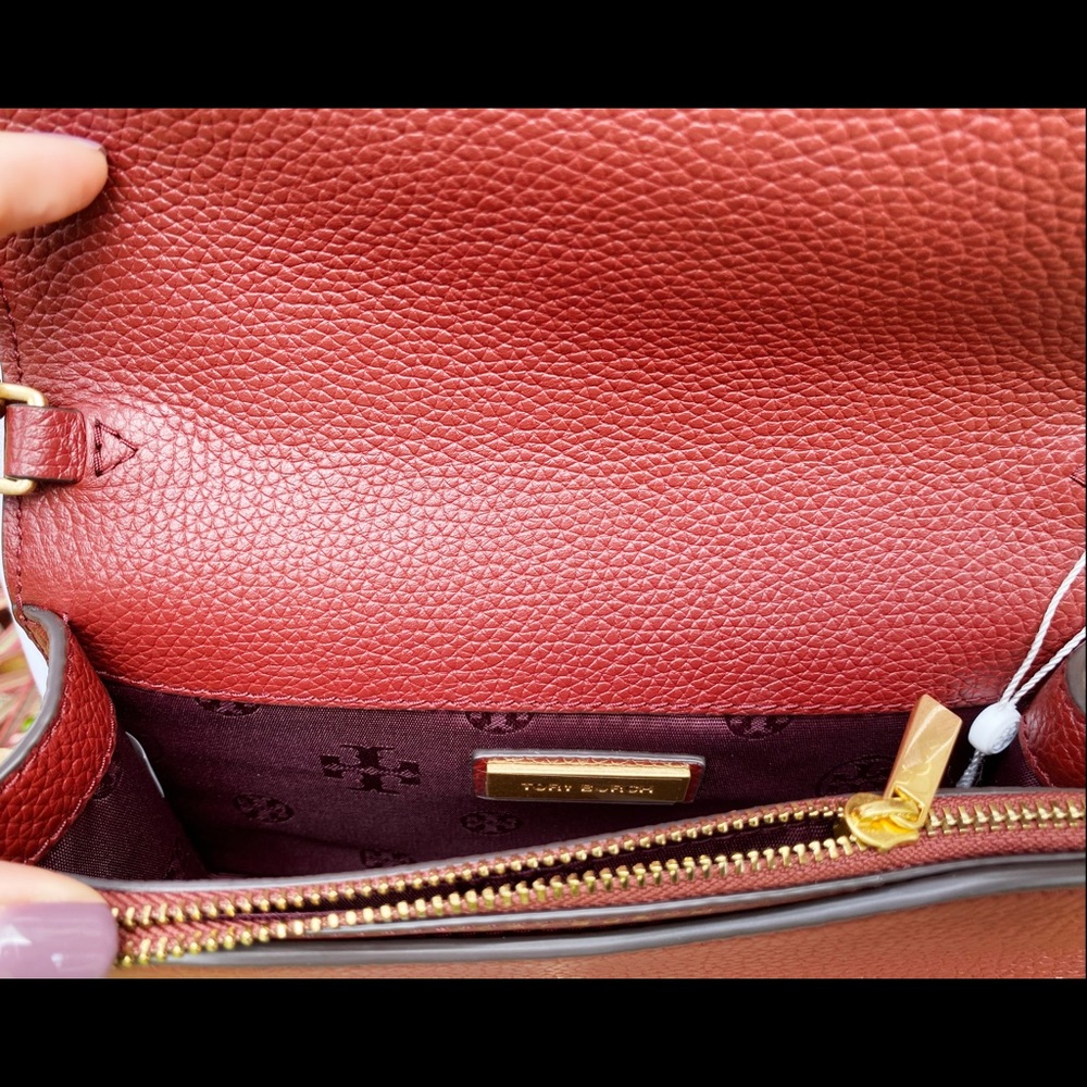 Tory Burch Large crossbody red floral - Picture 6 of 9